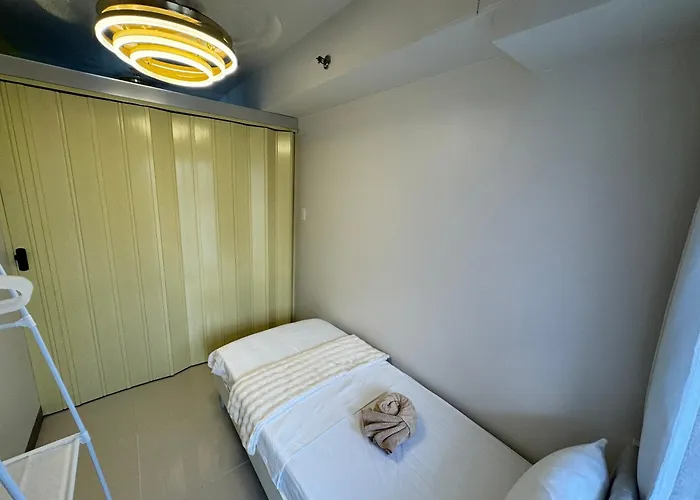 S Residences Family 512 By Prime Moa Apartment Manila